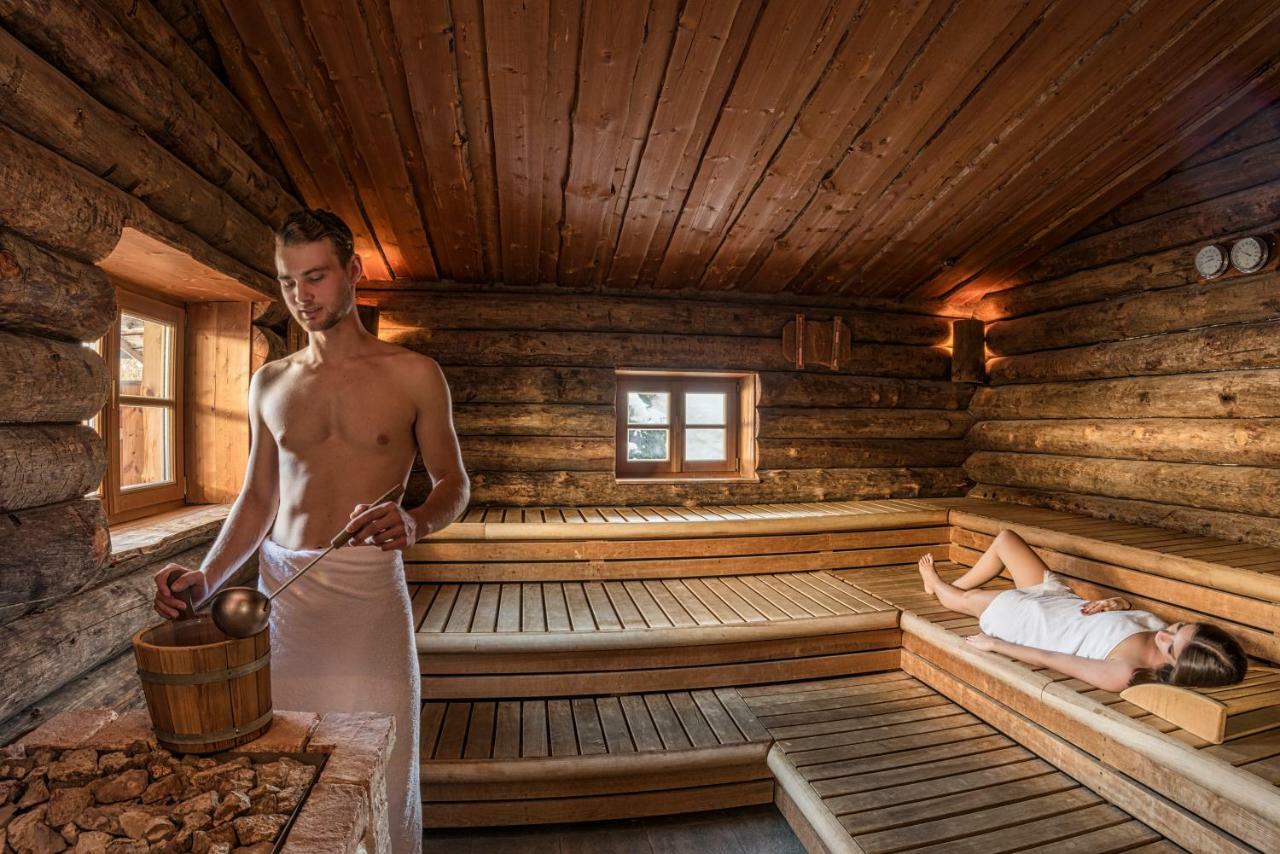 Hotel Unterwirt Reit im Winkl Buitenkant foto